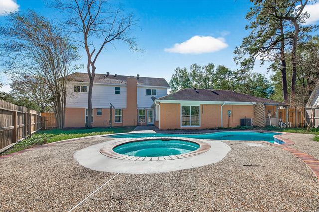 6210 Rippling Hollow Drive, Spring, TX 77379