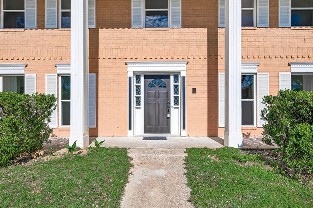 6210 Rippling Hollow Drive, Spring, TX 77379