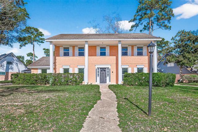 6210 Rippling Hollow Drive, Spring, TX 77379