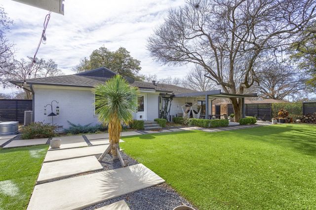 1812 Carol Street, Mckinney, TX 75069