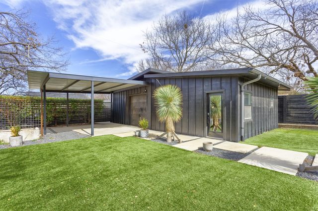 1812 Carol Street, Mckinney, TX 75069