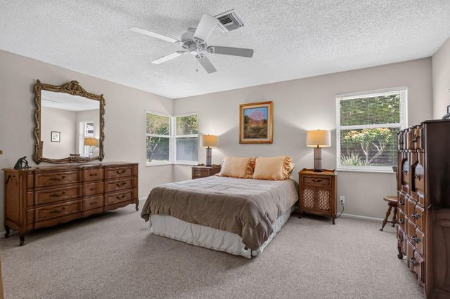 7223 Summer Tree Drive, Boynton Beach, FL 33437