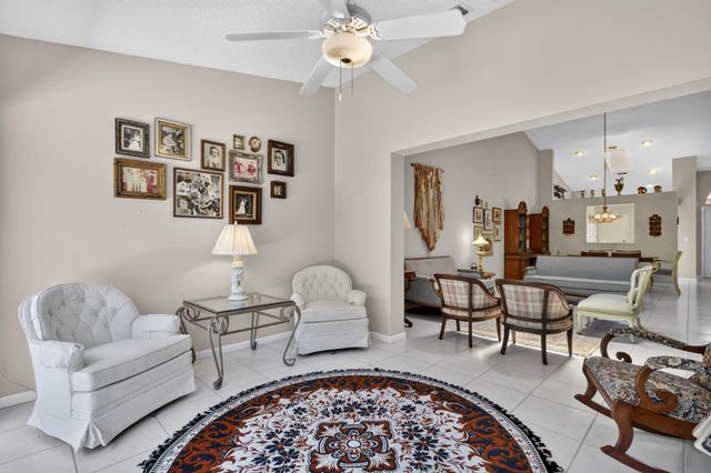 7223 Summer Tree Drive, Boynton Beach, FL 33437