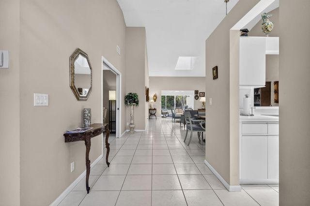 7223 Summer Tree Drive, Boynton Beach, FL 33437
