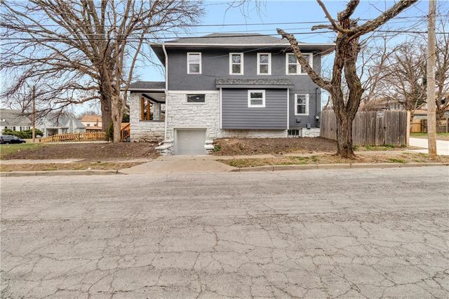 5647 WAYNE Avenue, Kansas City, MO 64110