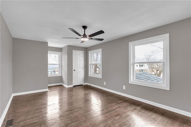 5647 WAYNE Avenue, Kansas City, MO 64110