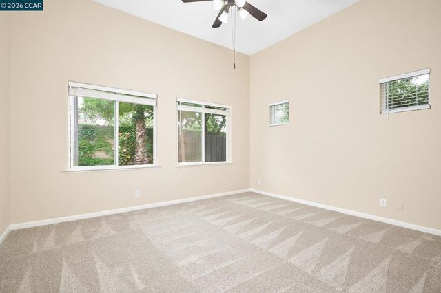 3007 Bergamo Ct, Sacramento, CA 95833