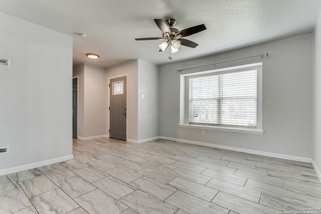 4439 Tropical Dr., San Antonio, TX 78218