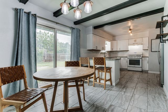 4439 Tropical Dr., San Antonio, TX 78218