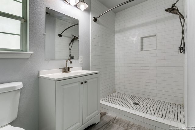 4439 Tropical Dr., San Antonio, TX 78218