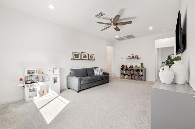 41462 Harvey Mudd Drive, Palm Desert, CA 92211