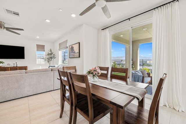 41462 Harvey Mudd Drive, Palm Desert, CA 92211