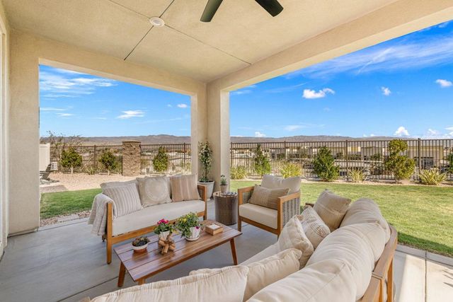 41462 Harvey Mudd Drive, Palm Desert, CA 92211