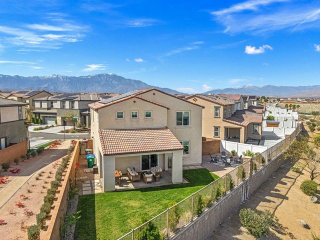 41462 Harvey Mudd Drive, Palm Desert, CA 92211