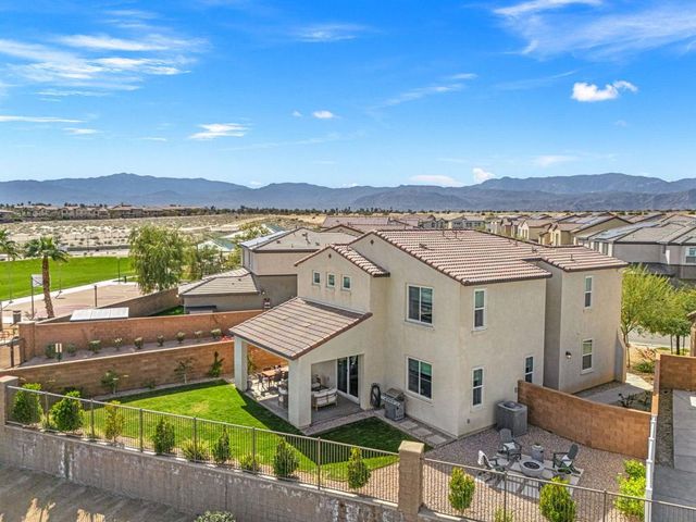 41462 Harvey Mudd Drive, Palm Desert, CA 92211