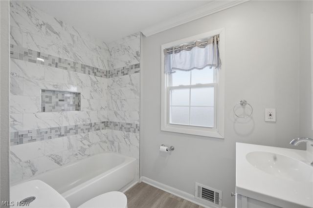 3722 Lindholm Road, Shaker Heights, OH 44120