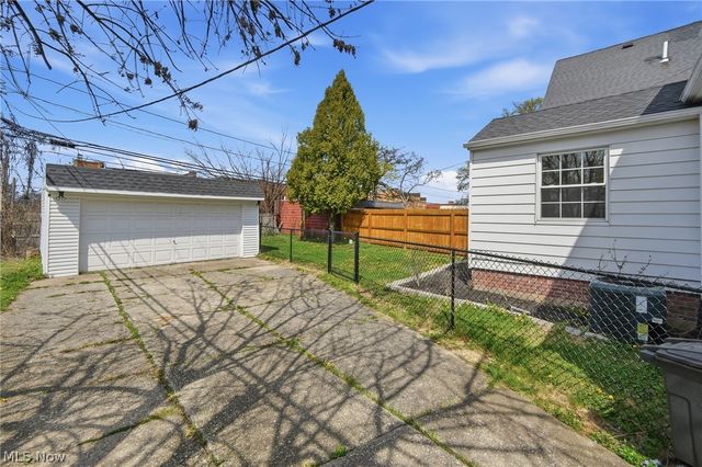 3722 Lindholm Road, Shaker Heights, OH 44120