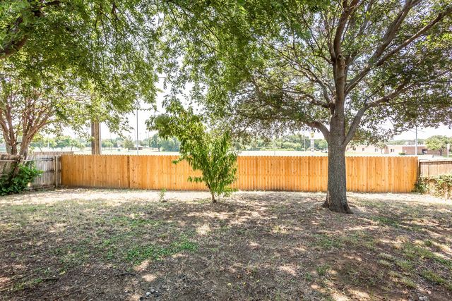 622 Valley View Drive, Allen, TX 75002