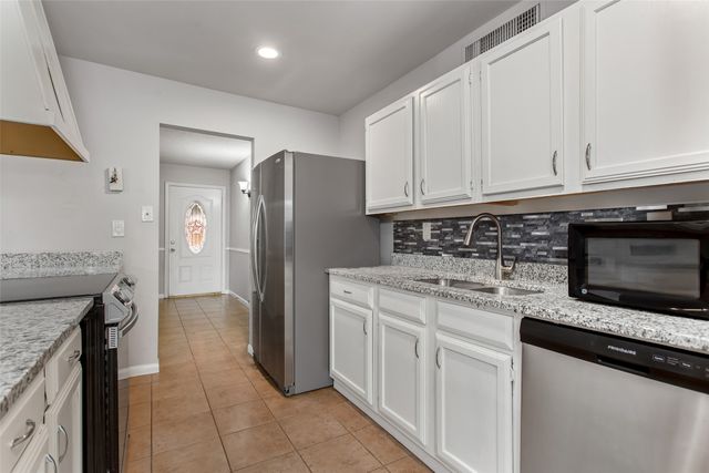 622 Valley View Drive, Allen, TX 75002