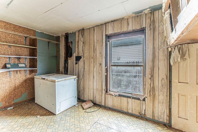 1205 Oak Street, Grand Prairie, TX 75050