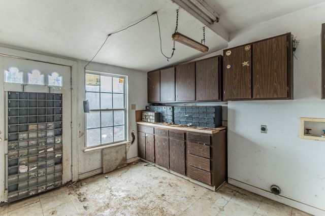 1205 Oak Street, Grand Prairie, TX 75050