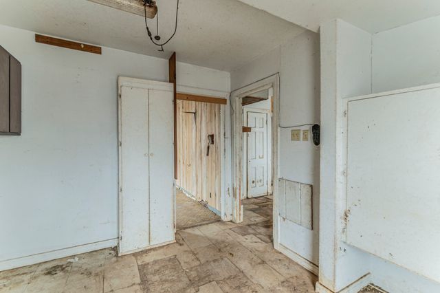 1205 Oak Street, Grand Prairie, TX 75050