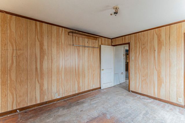 1205 Oak Street, Grand Prairie, TX 75050