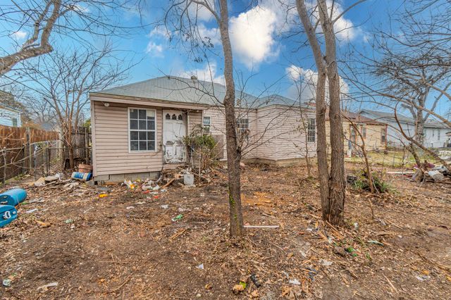 1205 Oak Street, Grand Prairie, TX 75050