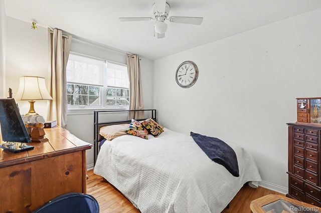 7501 Rauschelbach Street, Shelby Charter Township, MI 48317