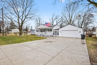 7501 Rauschelbach Street, Shelby Charter Township, MI 48317