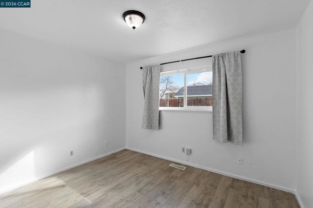 626 626 28Th St, Richmond, CA 94804