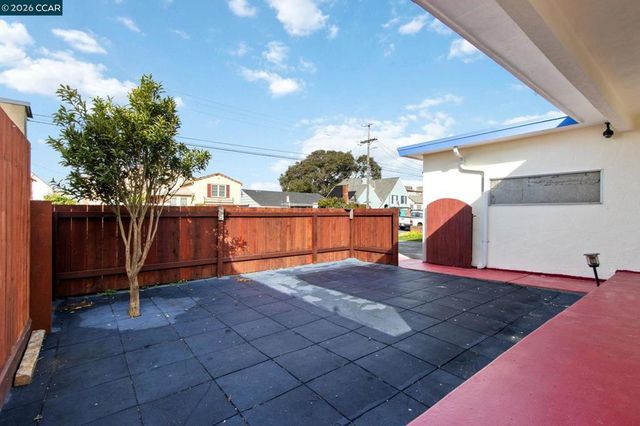 626 626 28Th St, Richmond, CA 94804