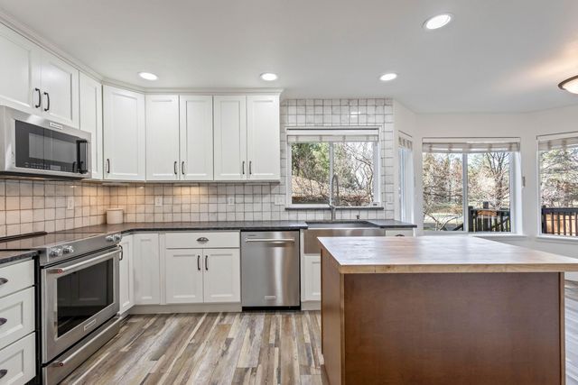 1101 SW Silver Lake Boulevard, Bend, OR 97702