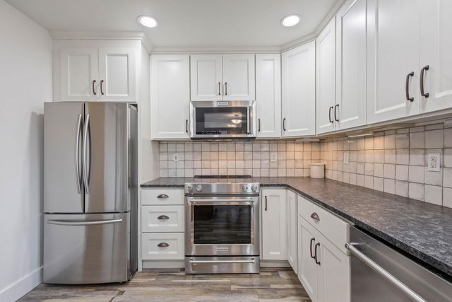 1101 SW Silver Lake Boulevard, Bend, OR 97702