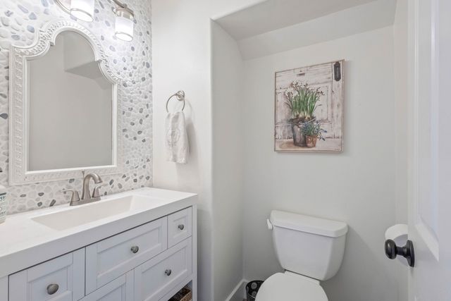 1101 SW Silver Lake Boulevard, Bend, OR 97702