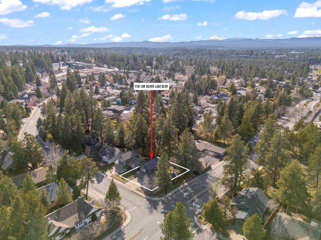 1101 SW Silver Lake Boulevard, Bend, OR 97702