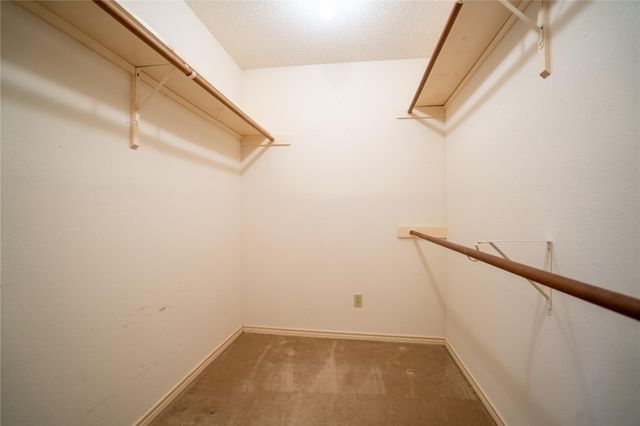 3005 Davis ST, Taylor, TX 76574