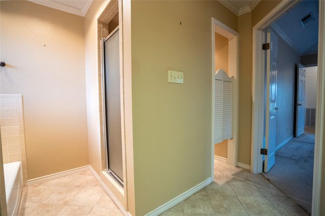 3005 Davis ST, Taylor, TX 76574