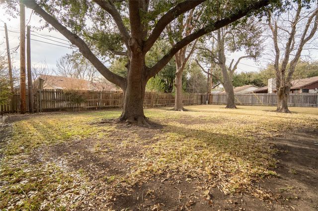 3005 Davis ST, Taylor, TX 76574