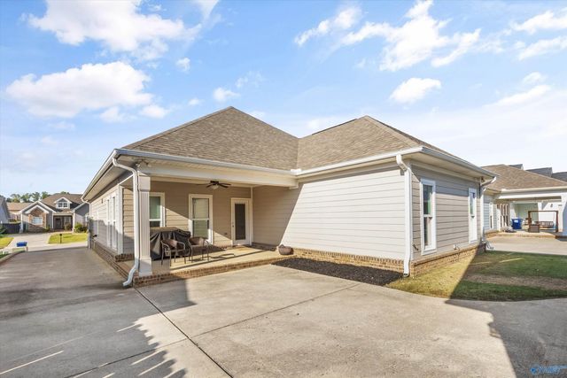 1151 Towne Creek Place, Huntsville, AL 35806