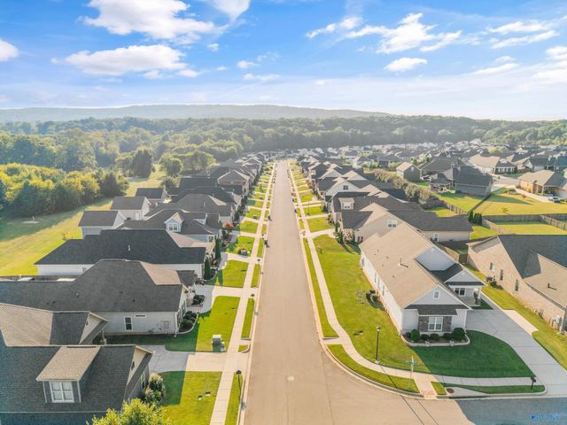 1151 Towne Creek Place, Huntsville, AL 35806