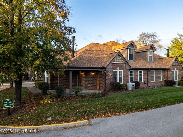 302 Eastbridge Ct 302, Louisville, KY 40223