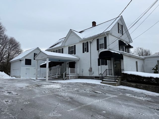 14 Walker St, Leominster, MA 01453