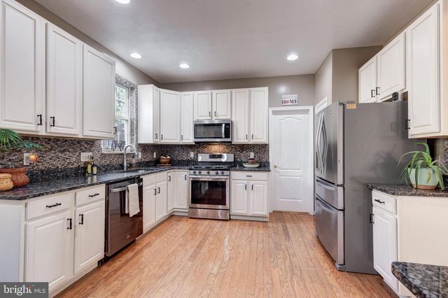 2934 JORDAN DR, Manchester, MD 21102