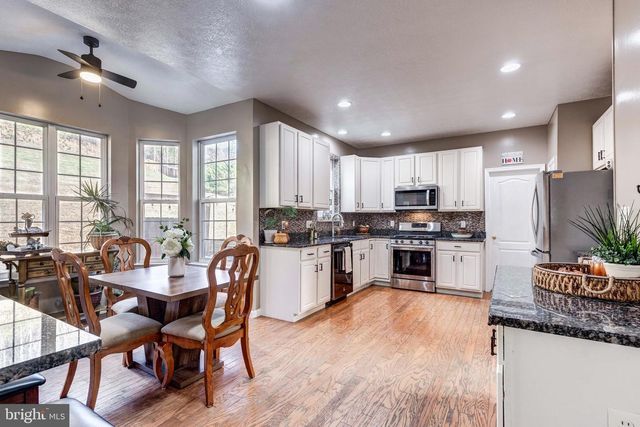 2934 JORDAN DR, Manchester, MD 21102