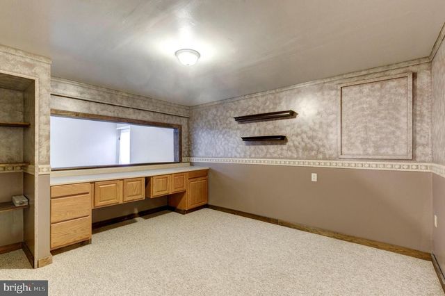 2934 JORDAN DR, Manchester, MD 21102