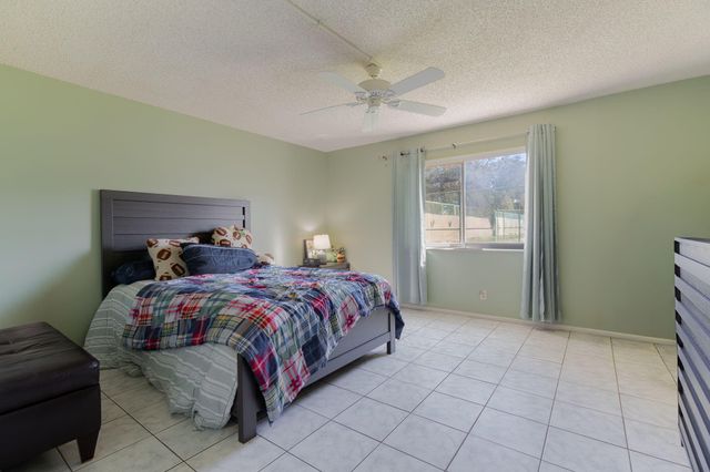 2786 Tennis Club Drive 101, West Palm Beach, FL 33417