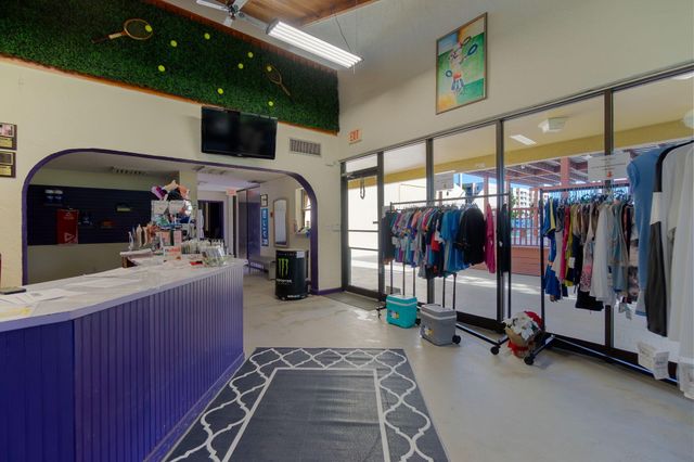 2786 Tennis Club Drive 101, West Palm Beach, FL 33417