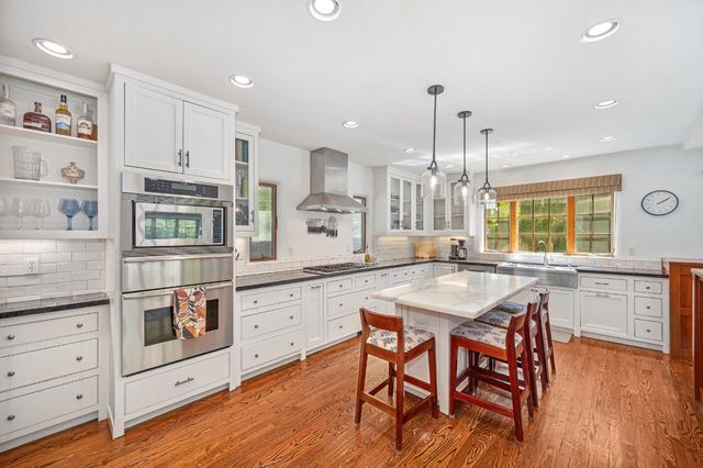 3501 Cutter Way, Sacramento, CA 95818
