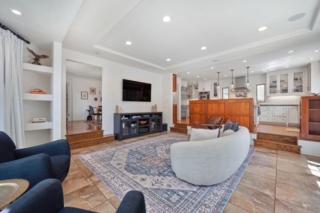 3501 Cutter Way, Sacramento, CA 95818